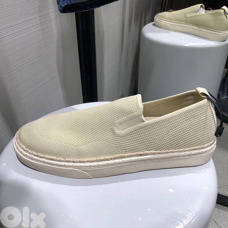 Zara Size 41 new with Tag 8