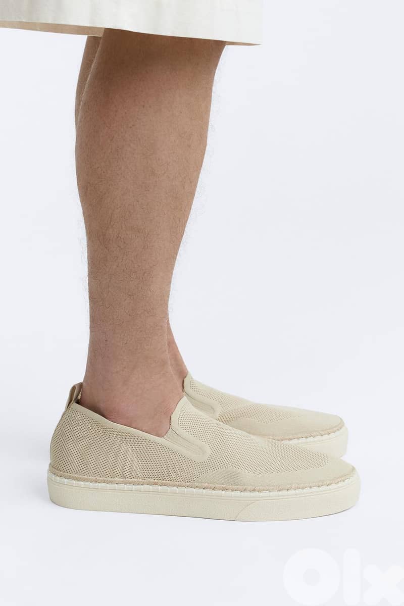 Zara Size 41 new with Tag 0