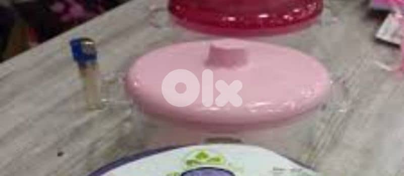 Plexi microwave safe tapperwers with lids 1