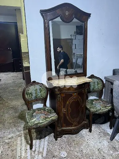 قنصول مع مرايا مصري مع كرستين روميو جولييت خشب زان