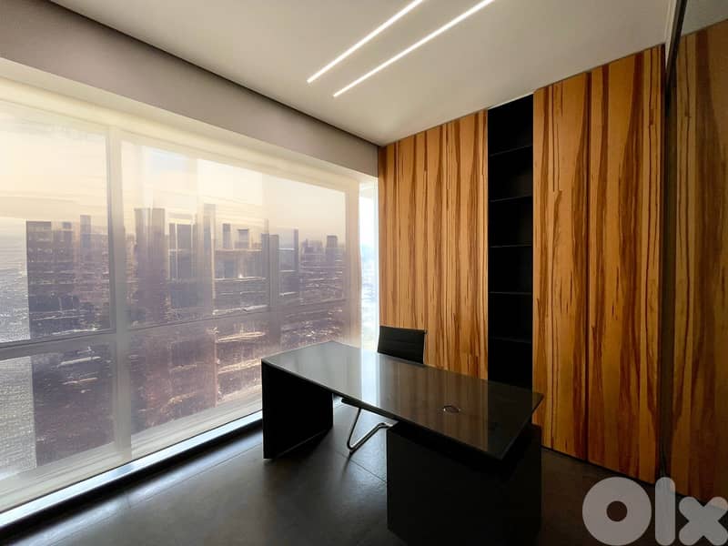 JH24-3583 Office 165m for rent in Sin l Fil, $ 2,666 cash 0