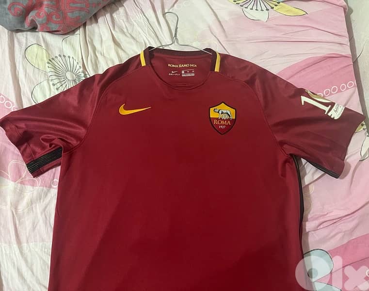 ac Roma 2018 jersey totti singature limited  edition nike jersey 2
