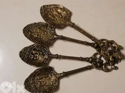 ملاعق برونز اصلية قديمة + ملقط للكاتو