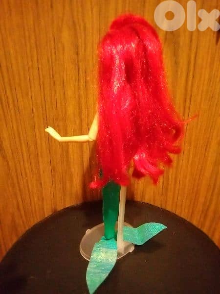 ARIEL THE LITTLE MERMAID Disney doll, articulated hands Bend legs=25$ 4