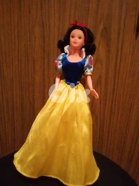 Princess SNOW WHITE Disney original dressed Great doll, bend legs+=25$ 4