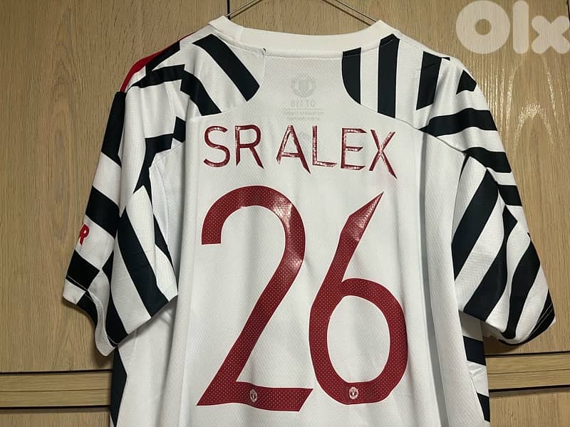 Manchester United sr alex 26 years special edition adidas kit 1