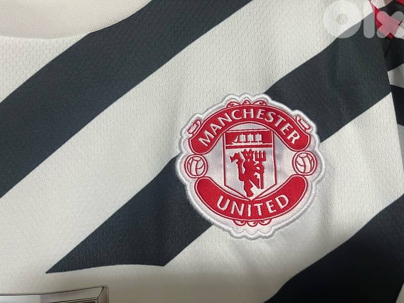 Manchester United sr alex 26 years special edition adidas kit 3
