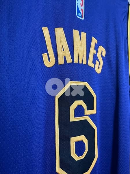 king lebron  james 6 air jordan lakers special edition kit 2022 1