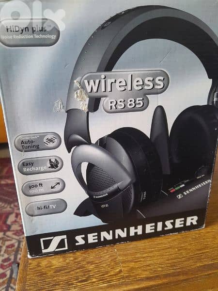 headphones 0