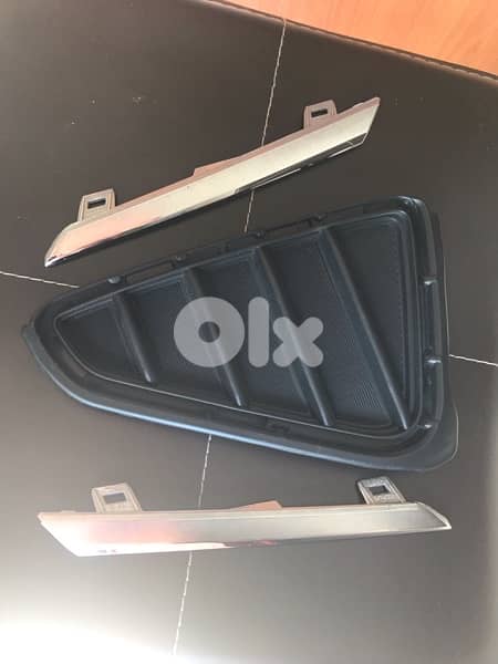 Toyota rav4 2017 foglight cover 0