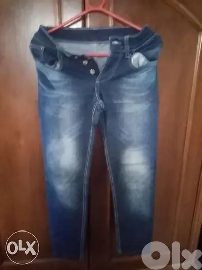 بنطلونان جينز بلبسو 12_13_14 سنه