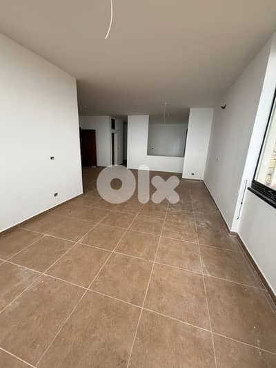 Nahr Ibrahim - Maaysra | Brand New 210m² | Excellent Building Status