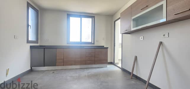 L15917-Spacious Apartment For Sale In Badaro