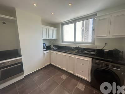 L12314-Stylish Apartment for Sale in Downtown with Terrace