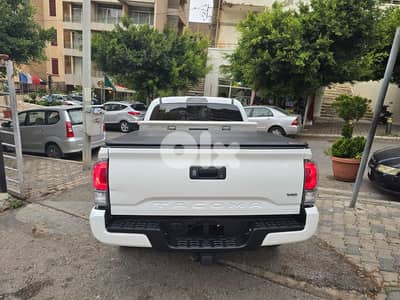 Toyota Tacoma  TRD sport  2020