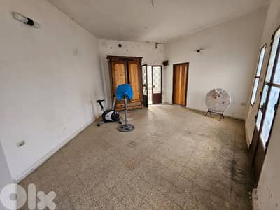Apartment & Shop for sale in Mrouj شقة ومحل للبيع في المروج