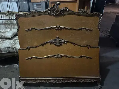 تخت مفرد ونص انتيك خشب زان