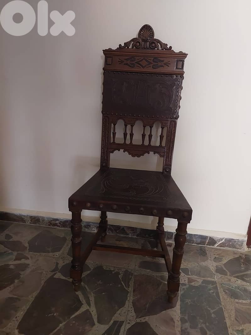 Antique high quality wooden dining table + 10 chairs 1