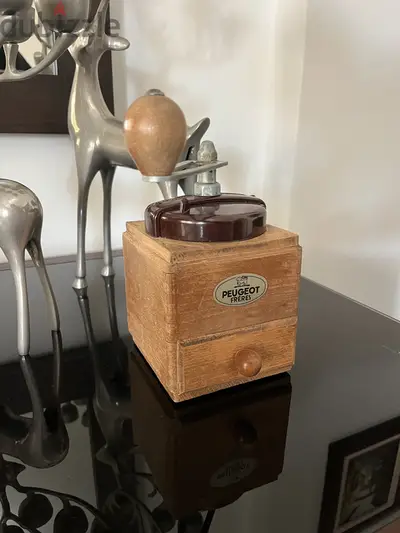 Peugeot coffee grinder vintage original