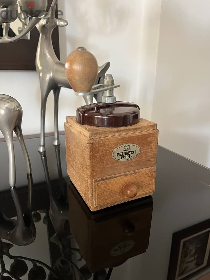Peugeot coffee grinder vintage original 0