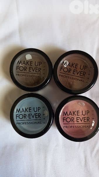 Make up for ever Eye shadows and glitters and star powder 0
