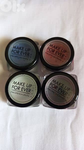 Make up for ever Eye shadows and glitters and star powder 3