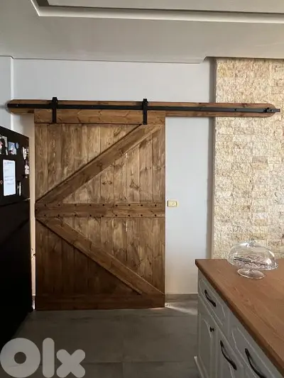 sliding farm door massive wood باب سحاب خشب طبيعي