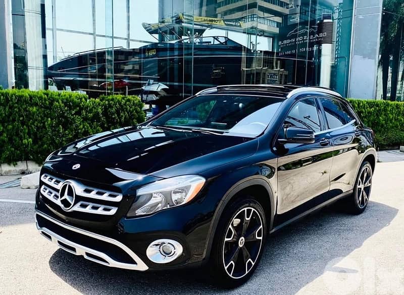 Mercedes-Benz GLA 250 2018 Clean Carfax 0