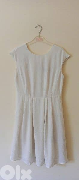 Dresses and tops multiple colours and sizes 3