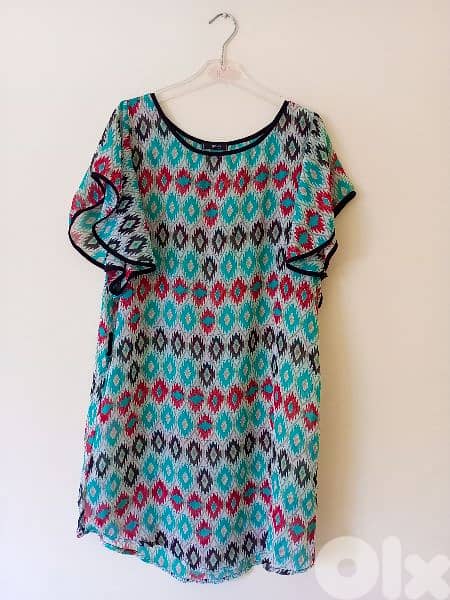 Dresses and tops multiple colours and sizes 0