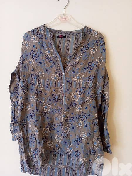 Dresses and tops multiple colours and sizes 1