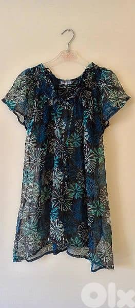 Dresses and tops multiple colours and sizes 15