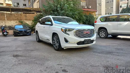 Like New GMC Denalli 2023-Panoramic-سعر مغر