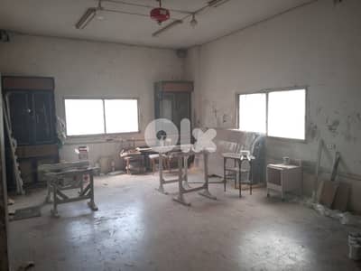 مستودع صناعي في المكلسIndustrial Depot For Sale In Mkalles/1st Degree