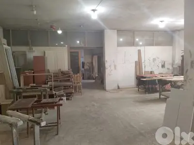 مستودع صناعي للبيع في المكلسIndustrial Warehouse For Sale In Mkalles