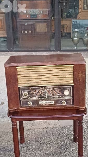 antique 7
