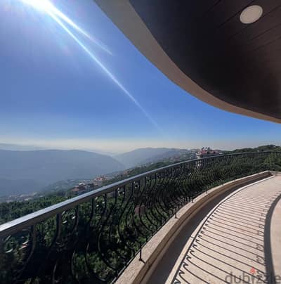 Apartment for sale in Broummana شقة للبيع في برمانا