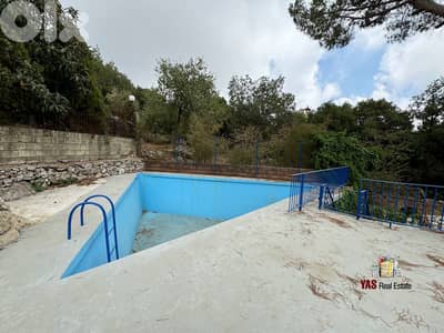 Ballouneh 860m2 Land|200m2 house | Private street|30/75