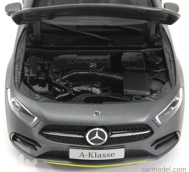 Mercedes A Class  diecast car model 1;18. 6