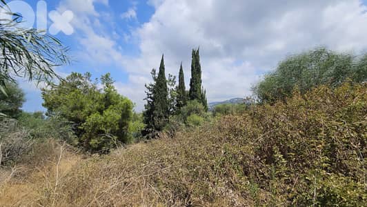 Landf for sale in yarzeh أرض للبيع في اليرزة