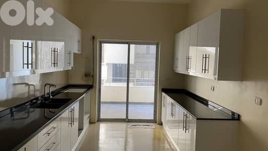 Apartment for sale in Sassine/ Spacious Apartment for sale in Sassine/ Spacious