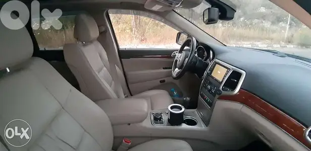 Jeep Cherokee limited 2013 V6 5are2