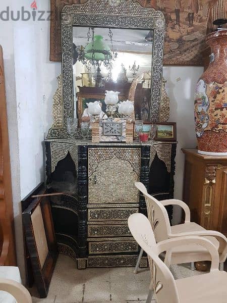 Console Traditional design hand-made 0