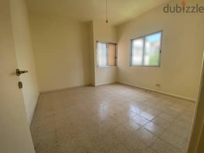 Apartment for rent in Awkar شقة للإيجار في عوكر