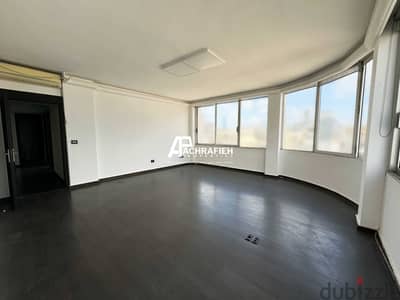 Office For Rent in Badaro - مكتب للإجار في بدارو
