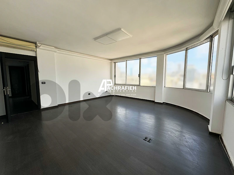 Office For Rent in Badaro - مكتب للإجار في بدارو