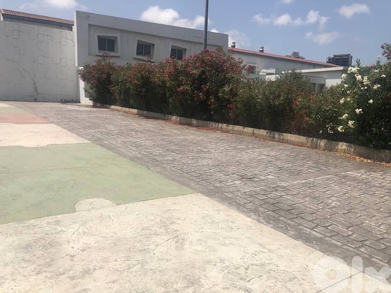 Building Complex Residential/Commercial+ 8300m Land Hazmieh Baabda 12