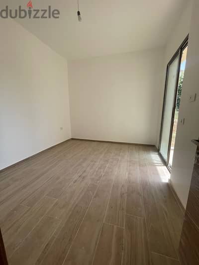 MODERN APARTMENT IN BAABDATH 3 BEDS WITH VIEW AND TERRACE