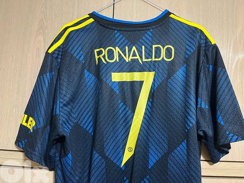 Ronaldo 7 21/2022 Manchester United kit adidas kit 0