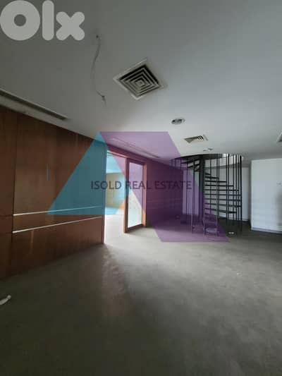 Showroom 4 rent Rmeil / Beirut,Prime location - صالة عرض للإيجار